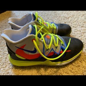 Kyrie 5 Rokit Allstar